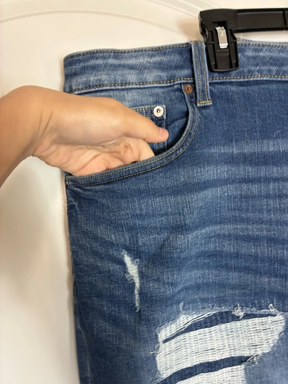 American Eagle Outfitters Men’s Distressed Dark Blue Denim Shorts size 48 - Picture 11 of 14